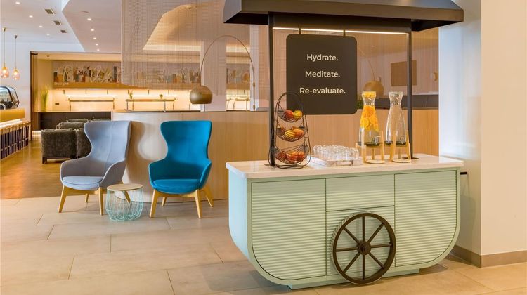 Spark by Hilton Wuppertal City Centre Lobby