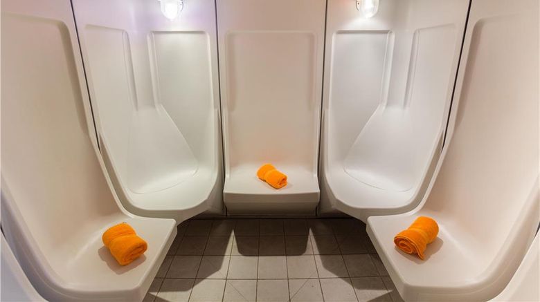 <b>Hotel Le Paddock Spa</b>. Images powered by <a href="https://iceportal.shijigroup.com/" title="IcePortal" target="_blank">IcePortal</a>.