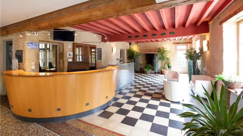 <b>Hotel Le Paddock Lobby</b>. Images powered by <a href="https://iceportal.shijigroup.com/" title="IcePortal" target="_blank">IcePortal</a>.