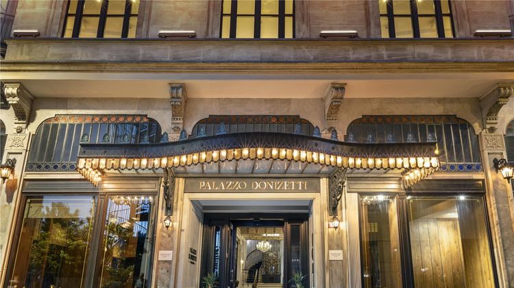 Palazzo Donizetti Hotel Exterior