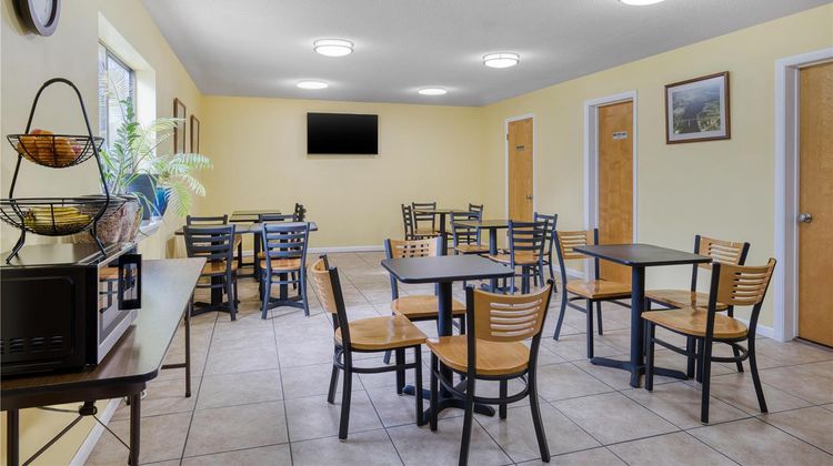 SureStay by Best Western Massena Restaurant