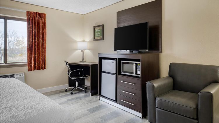SureStay by Best Western Massena Room
