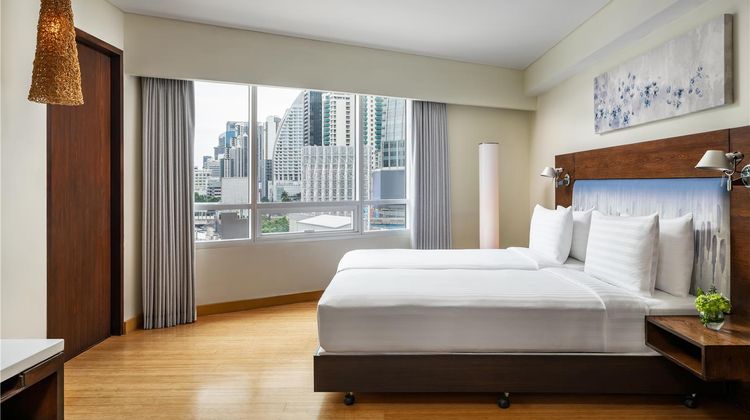 NH Bangkok Asoke Room