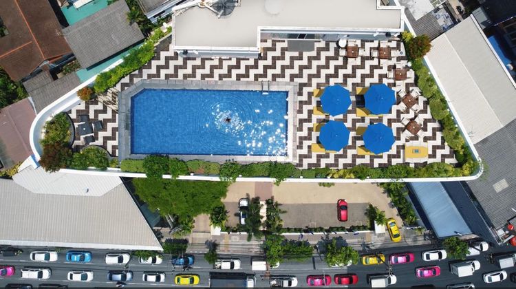 NH Bangkok Asoke Pool