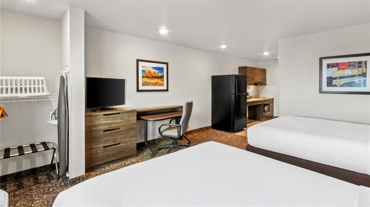 Sonesta Simply Suites Avondale Room