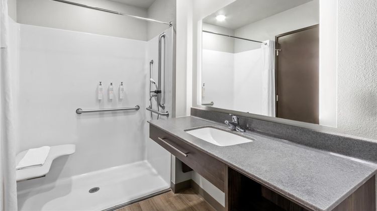 Sonesta Simply Suites Avondale Room