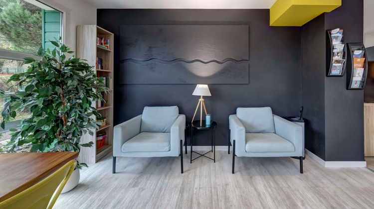 Comfort Aparthotel Divonne LOree du Parc Lobby