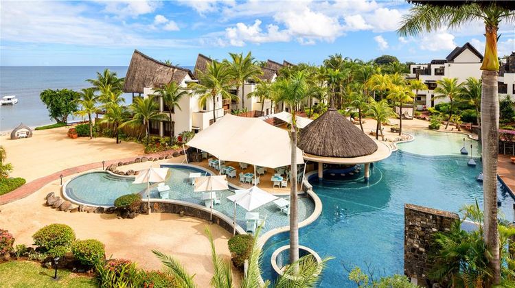 Le Jadis Beach Resort and Wellness Restaurant