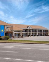 Days Inn St Charles