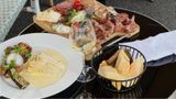 <b>Le Royal Picardie, BW Signature Coll Restaurant</b>. Images powered by <a href="https://iceportal.shijigroup.com/" title="IcePortal" target="_blank">IcePortal</a>.