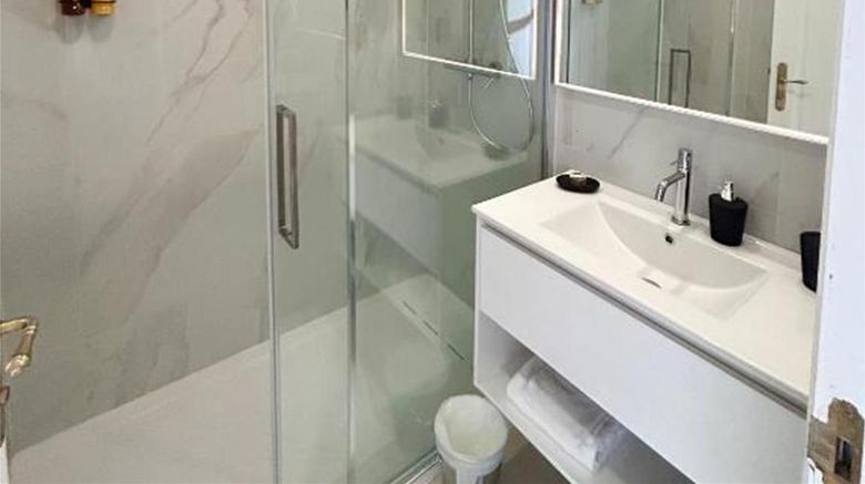 <b>Le Royal Picardie, BW Signature Coll Room</b>. Images powered by <a href="https://iceportal.shijigroup.com/" title="IcePortal" target="_blank">IcePortal</a>.