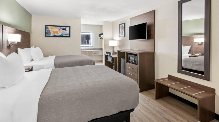Quality Inn Harvey New Orleans Room