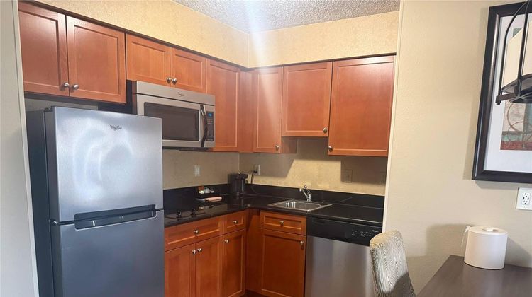 MainStay Suites Grand Rapids Suite