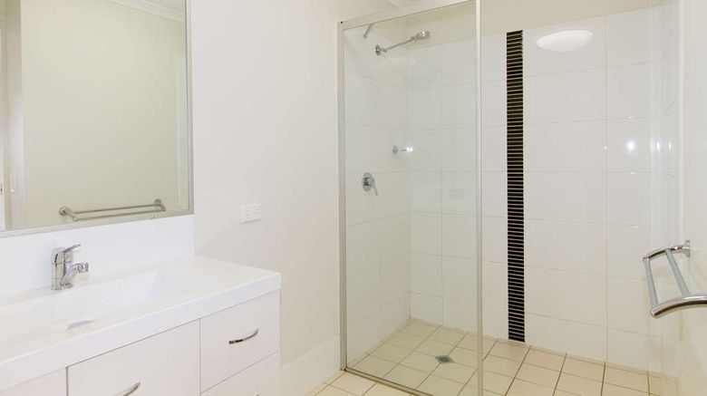 <b>Direct Hotels - Monterey Moranbah Room</b>. Images powered by <a href="https://iceportal.shijigroup.com/" title="IcePortal" target="_blank">IcePortal</a>.