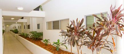 Direct Hotels - Monterey Moranbah Exterior