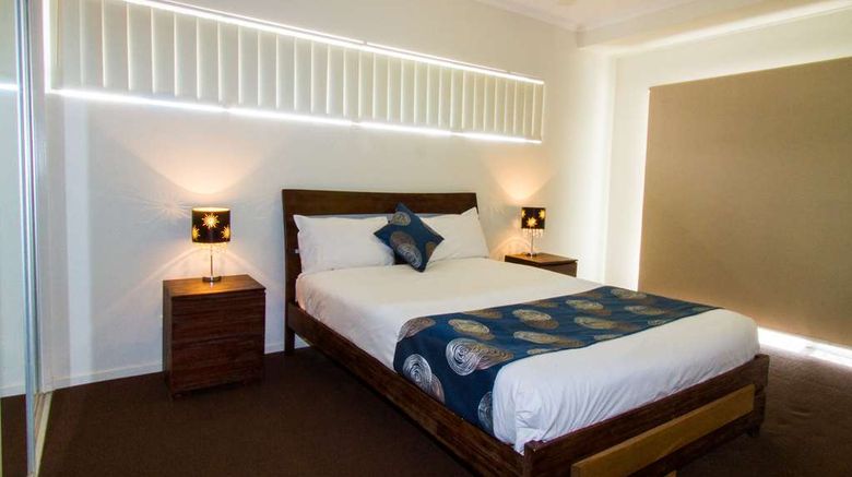<b>Direct Hotels - Monterey Moranbah Room</b>. Images powered by <a href="https://iceportal.shijigroup.com/" title="IcePortal" target="_blank">IcePortal</a>.