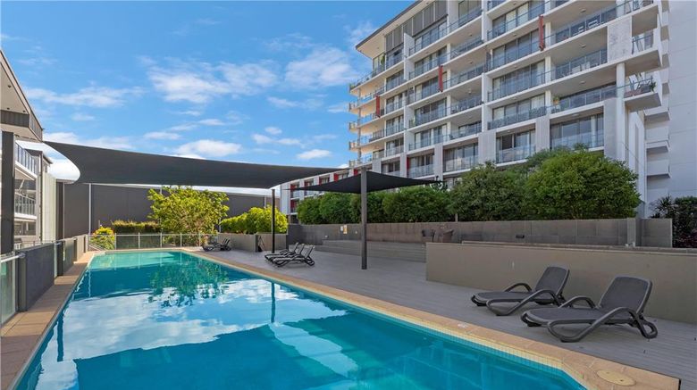 <b>Central Islington Apartments by Vivo Pool</b>. Images powered by <a href="https://iceportal.shijigroup.com/" title="IcePortal" target="_blank">IcePortal</a>.