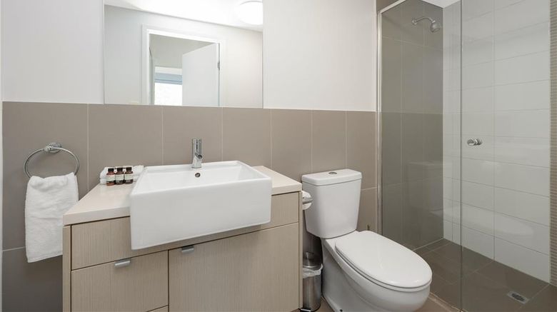 <b>Central Holborn Apartments Suite</b>. Images powered by <a href="https://iceportal.shijigroup.com/" title="IcePortal" target="_blank">IcePortal</a>.