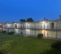 Americas Best Value Inn Rockford Exterior