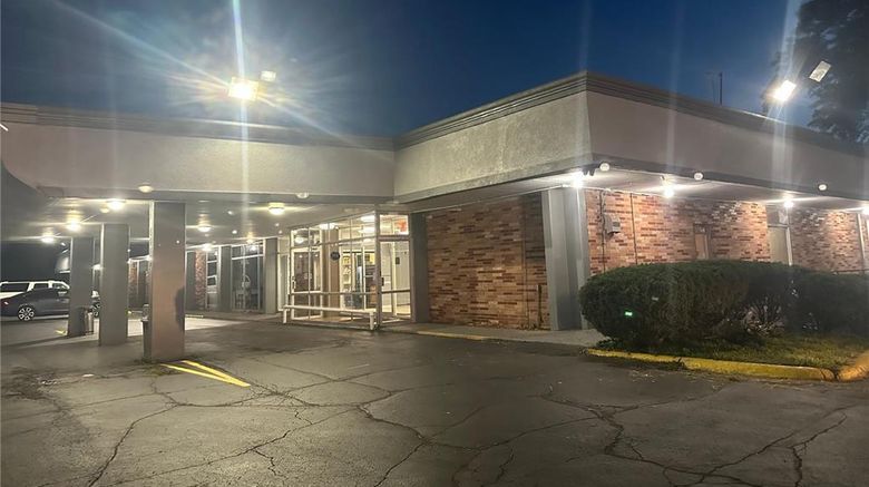 <b>Americas Best Value Inn Rockford Exterior</b>. Images powered by <a href="https://iceportal.shijigroup.com/" title="IcePortal" target="_blank">IcePortal</a>.