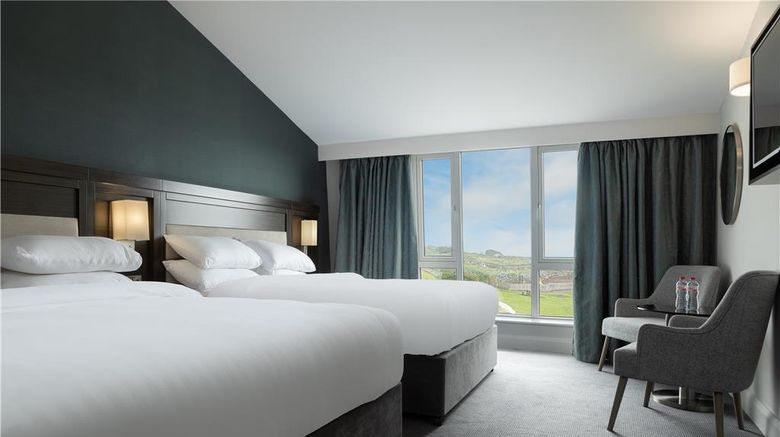 <b>Connemara Coast Hotel Room</b>. Images powered by <a href="https://iceportal.shijigroup.com/" title="IcePortal" target="_blank">IcePortal</a>.