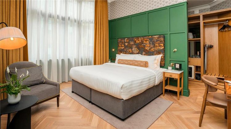 The Fleet Street Hotel Room