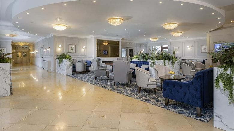 <b>Diamond Coast Hotel Lobby</b>. Images powered by <a href="https://iceportal.shijigroup.com/" title="IcePortal" target="_blank">IcePortal</a>.
