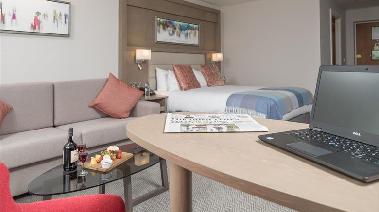 <b>The McWilliam Park Hotel Room</b>. Images powered by <a href="https://iceportal.shijigroup.com/" title="IcePortal" target="_blank">IcePortal</a>.