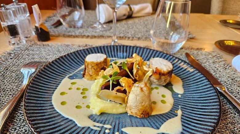<b>Relais de la Mothe Restaurant</b>. Images powered by <a href="https://iceportal.shijigroup.com/" title="IcePortal" target="_blank">IcePortal</a>.