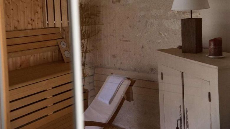 <b>Relais de la Mothe Spa</b>. Images powered by <a href="https://iceportal.shijigroup.com/" title="IcePortal" target="_blank">IcePortal</a>.