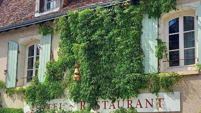 <b>Relais de la Mothe Exterior</b>. Images powered by <a href="https://iceportal.shijigroup.com/" title="IcePortal" target="_blank">IcePortal</a>.