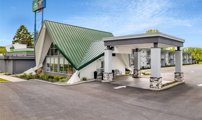 Wingate Geneva at SPIRE Academy Exterior