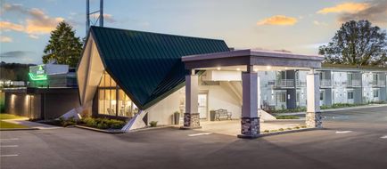 Wingate Geneva at SPIRE Academy Exterior