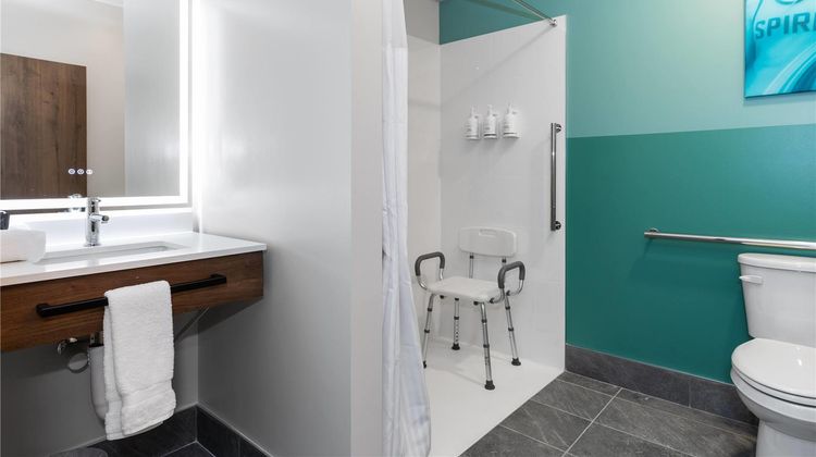 Wingate Geneva at SPIRE Academy Suite