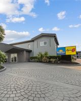 Days Inn & Suites Texas City