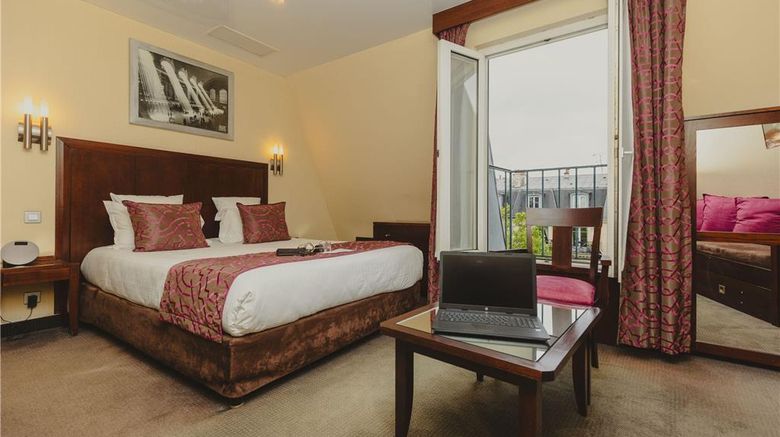 <b>Grand Hotel Francais Room</b>. Images powered by <a href="https://iceportal.shijigroup.com/" title="IcePortal" target="_blank">IcePortal</a>.