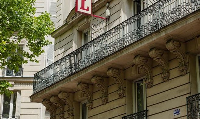 Grand Hotel Francais Exterior