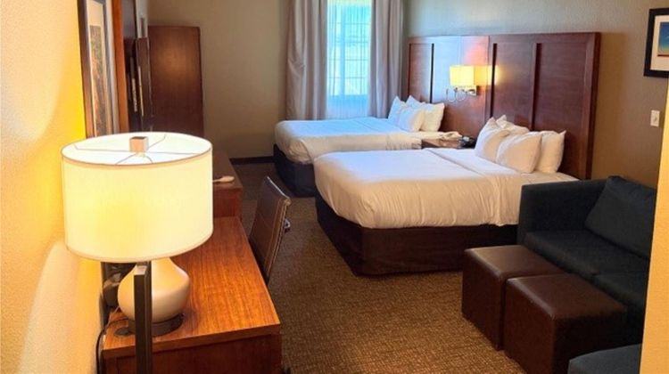 Hawthorn Extended Stay by Wyndham Amarillo Room