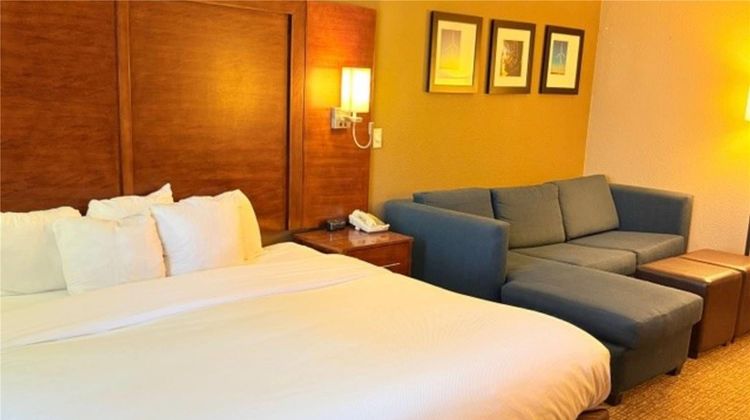 Hawthorn Extended Stay by Wyndham Amarillo Room