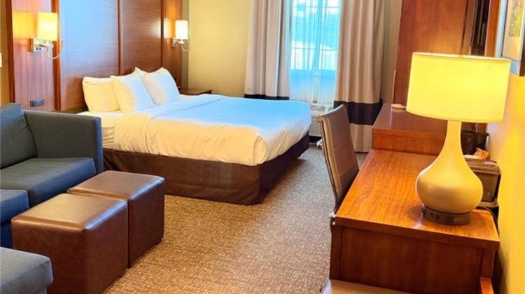 Hawthorn Extended Stay by Wyndham Amarillo Room