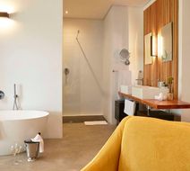 Summerhill Guest Estate Room