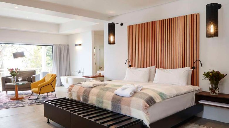 <b>Summerhill Guest Estate Suite</b>. Images powered by <a href="https://iceportal.shijigroup.com/" title="IcePortal" target="_blank">IcePortal</a>.