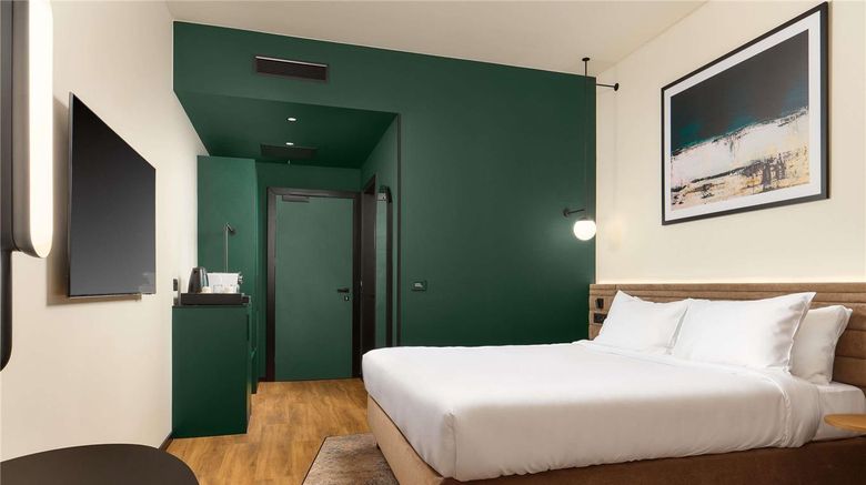 <b>Novotel Zagreb Room</b>. Images powered by <a href="https://iceportal.shijigroup.com/" title="IcePortal" target="_blank">IcePortal</a>.