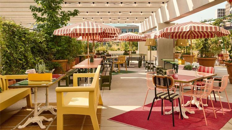 Mama Shelter Zurich Exterior