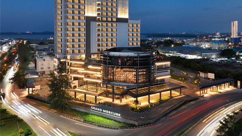 Grand Mercure Batam Centre Exterior. Images powered by <a href="https://iceportal.shijigroup.com" target="_blank" rel="noopener">Ice Portal</a>.