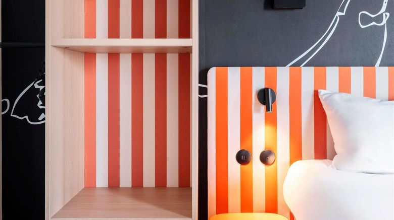 <b>Ibis Styles La Rochelle Room</b>. Images powered by <a href="https://iceportal.shijigroup.com/" title="IcePortal" target="_blank">IcePortal</a>.