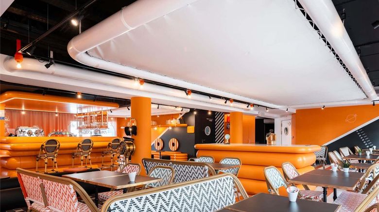 <b>Ibis Styles La Rochelle Restaurant</b>. Images powered by <a href="https://iceportal.shijigroup.com/" title="IcePortal" target="_blank">IcePortal</a>.