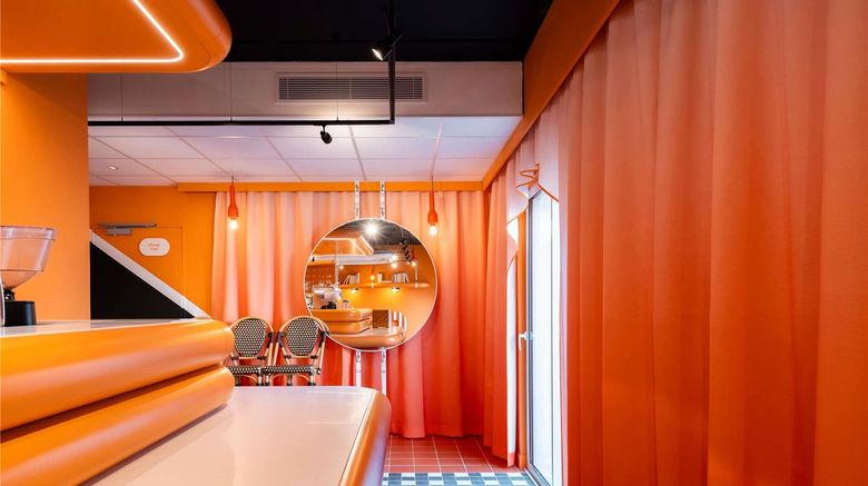 <b>Ibis Styles La Rochelle Restaurant</b>. Images powered by <a href="https://iceportal.shijigroup.com/" title="IcePortal" target="_blank">IcePortal</a>.