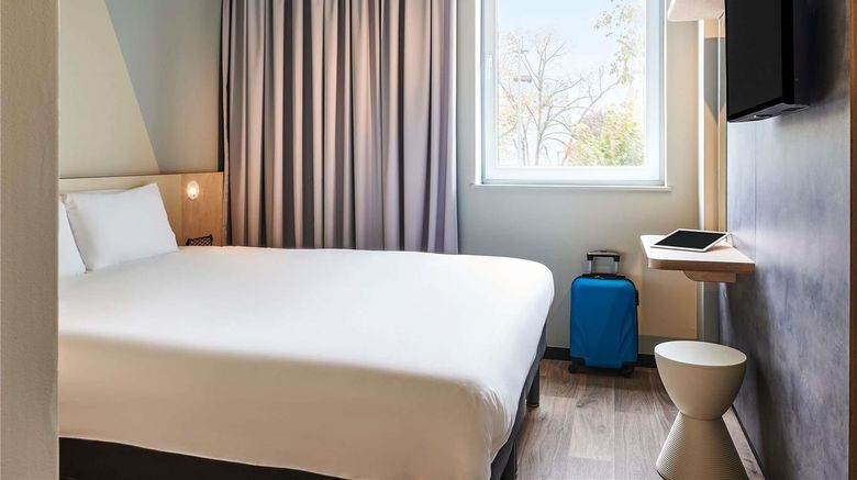 <b>Ibis Budget La Rochelle Room</b>. Images powered by <a href="https://iceportal.shijigroup.com/" title="IcePortal" target="_blank">IcePortal</a>.