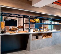 Ibis Budget La Rochelle Exterior